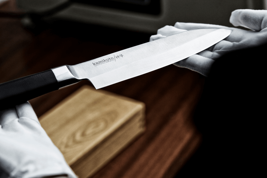 The Expert Chef's Guide to Knife Handling